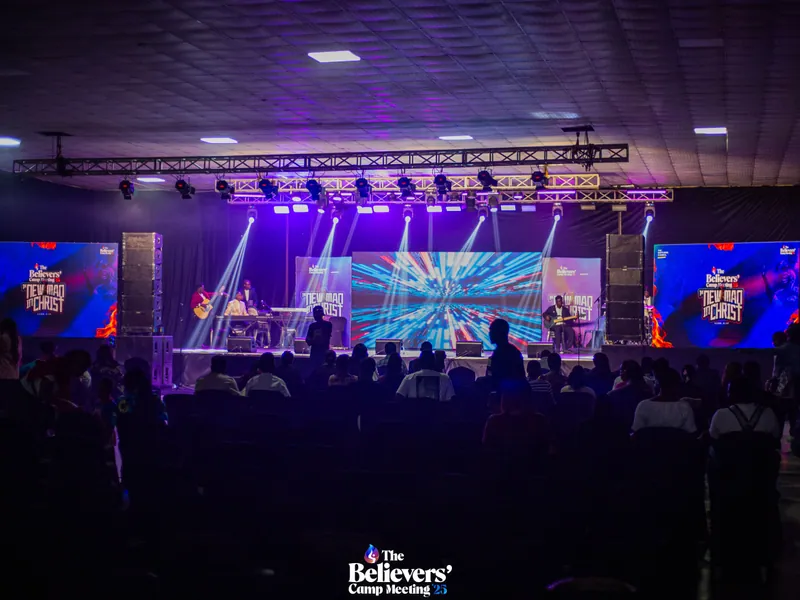 The auditorium at a previous campmeeting, filled with worshippers.